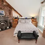 The Merchant House 5*