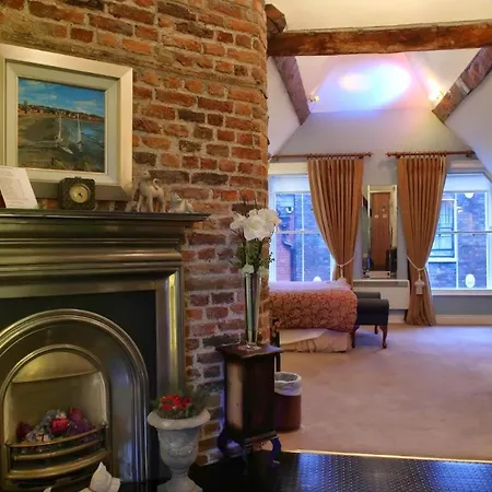 Gasthuis The Merchant House 5*