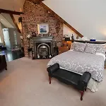 The Merchant House